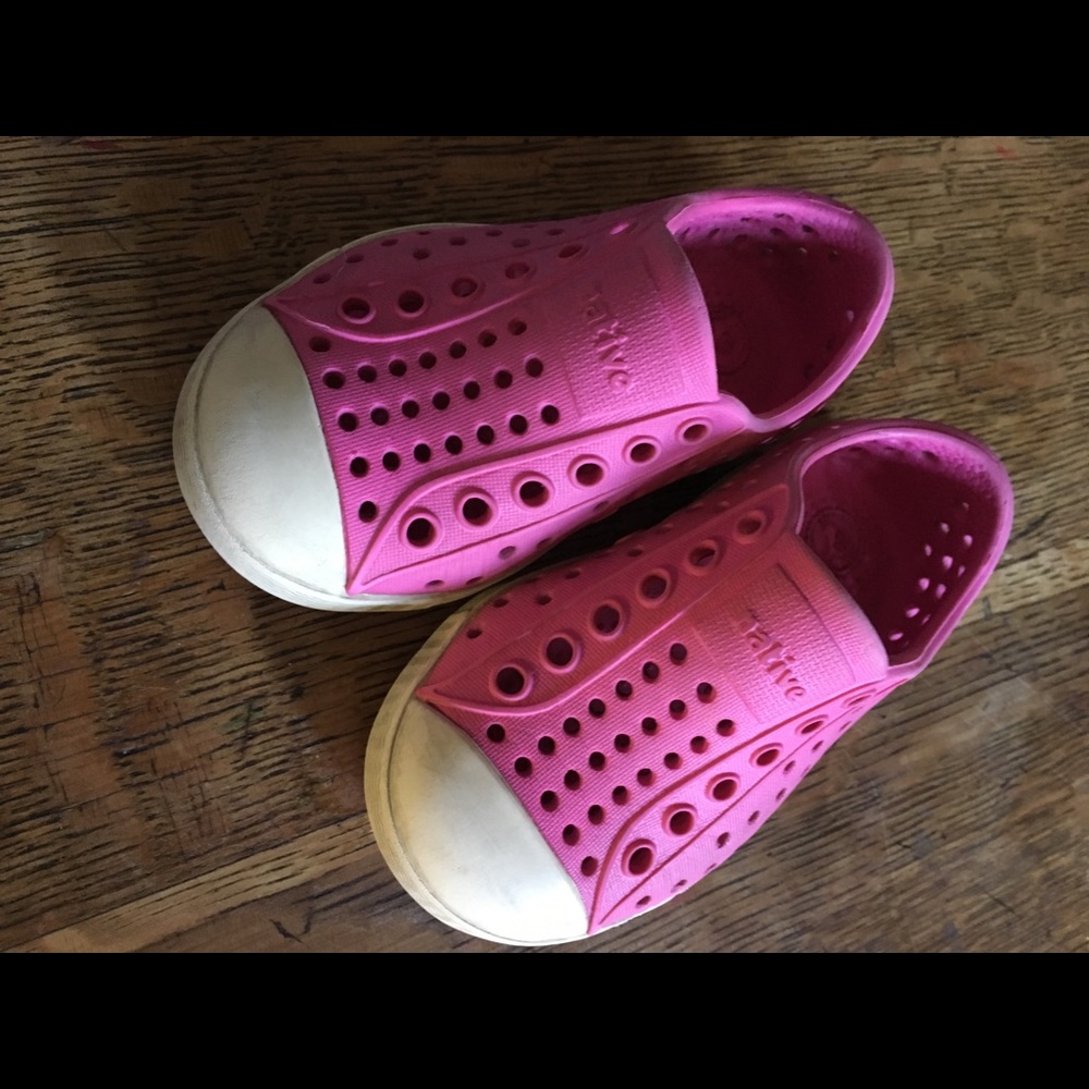 Native toddler girl shoes pink c5